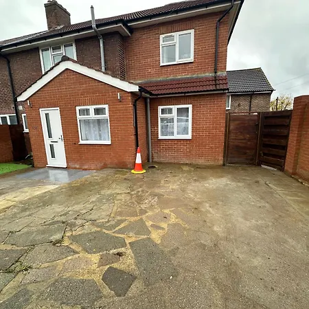 1St Studio Flat With Full Private Toilet And Shower With Its Own Kitchenette In Keedonwood Road Bromley A Fully Equipped Independent Studio Flat Exterior photo